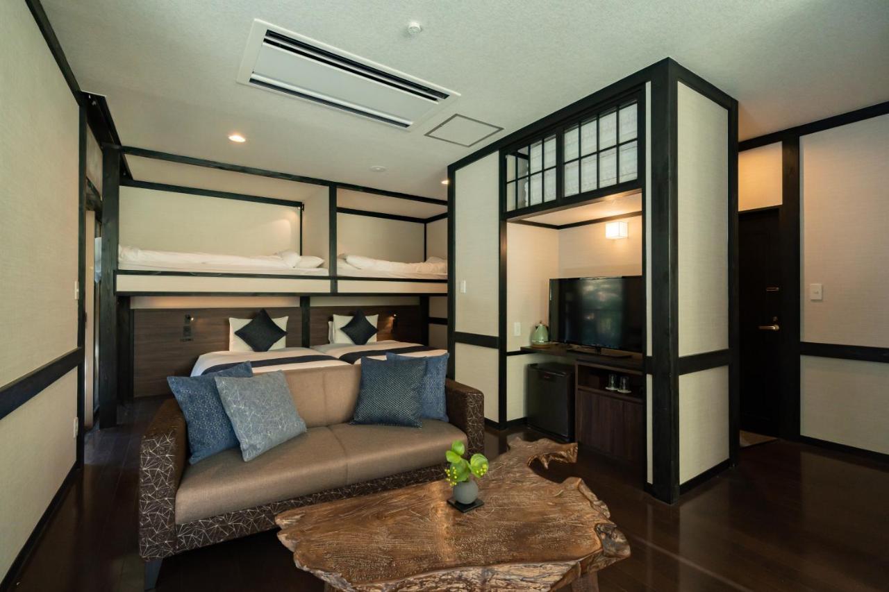 Onsen Guest House Tsutaya Hakone Exterior photo
