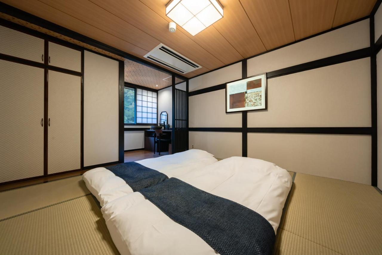 Onsen Guest House Tsutaya Hakone Exterior photo